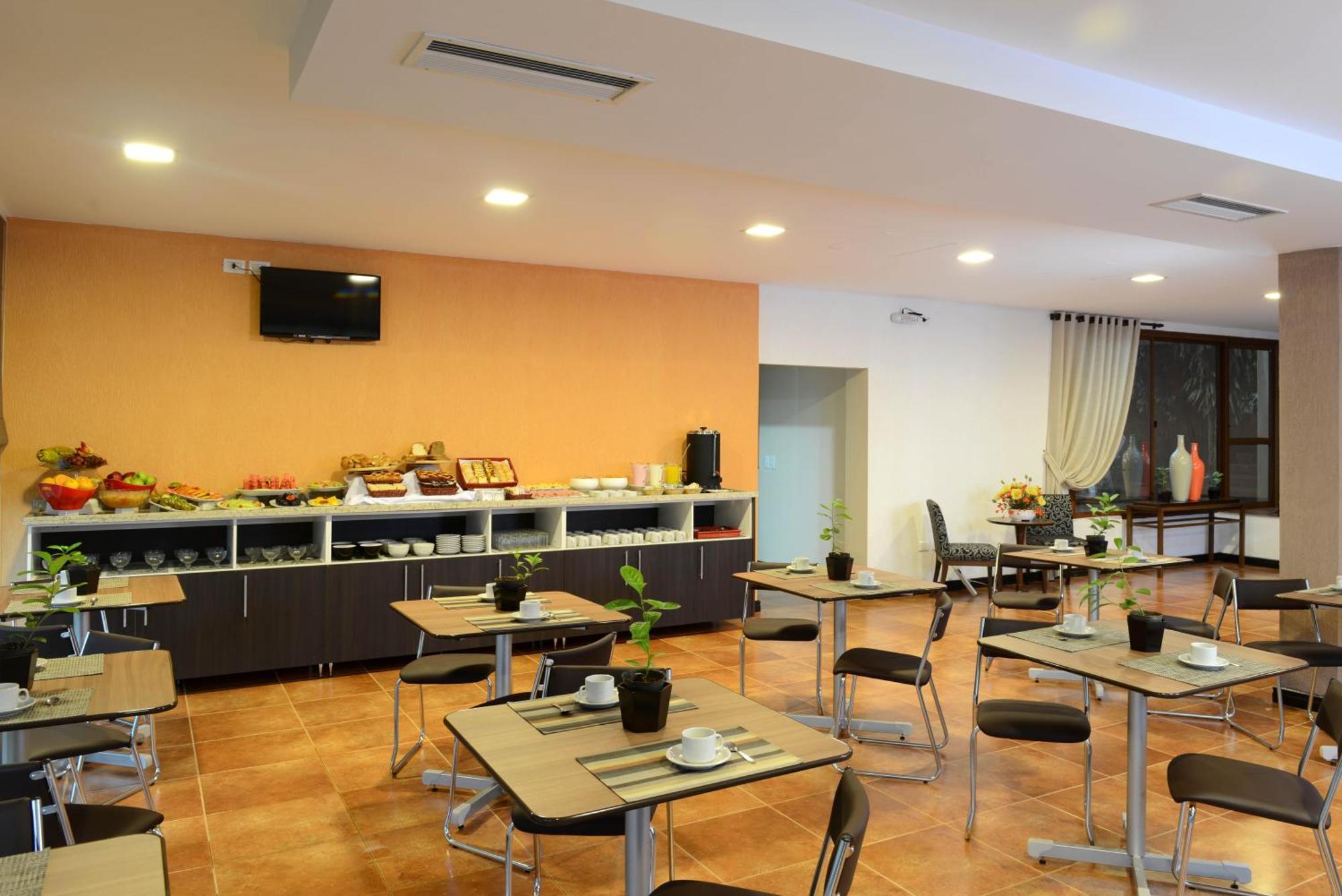 Arami Hotel & Lodge Puerto Iguazú Eksteriør billede